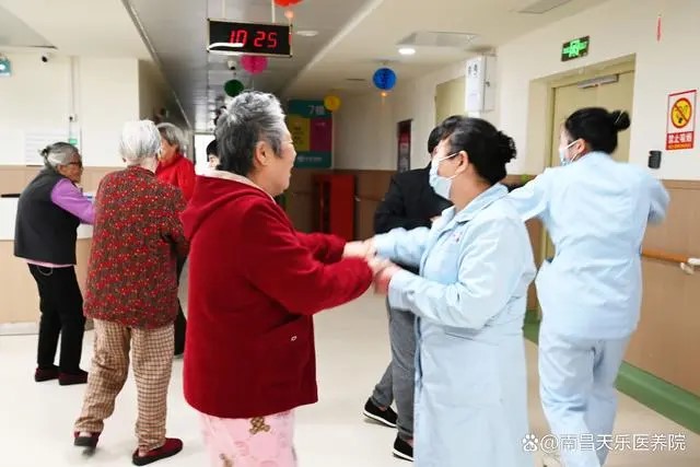 南昌天乐医养院养老院里的欢乐时光